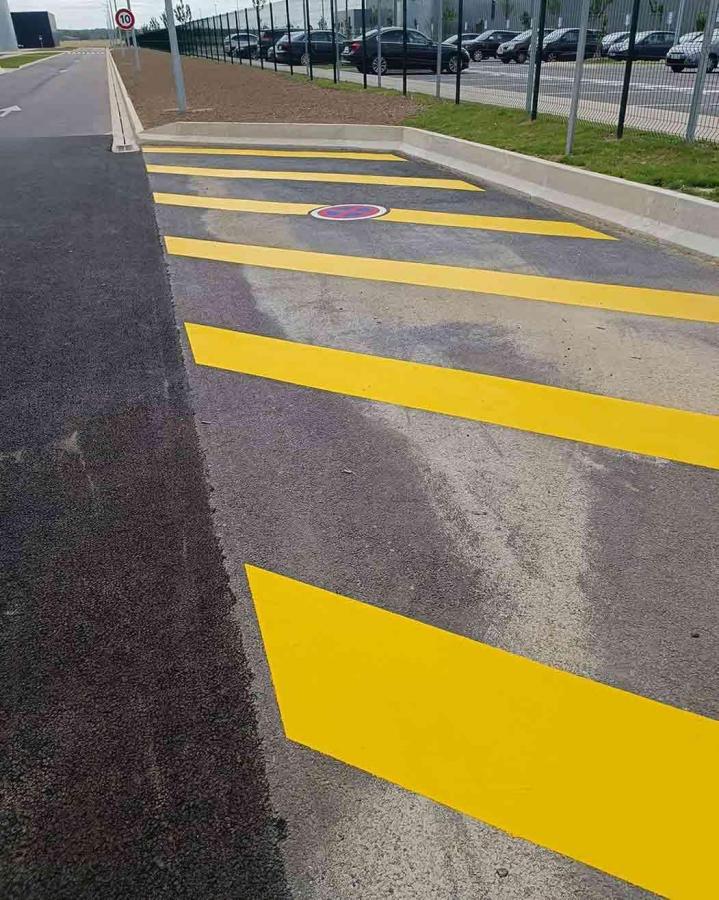 Marquage au sol type zébra Île-de-France