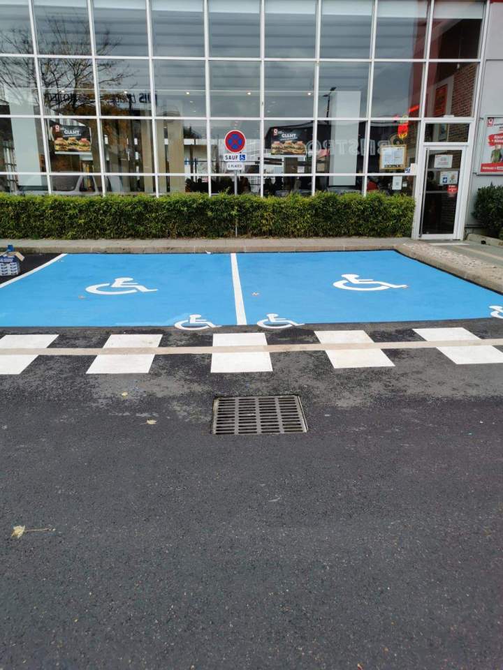 Marqu'osol - Marquage routier et sols industriels, signalisation horizontale et verticale - 09 74 56 99 75 - https://www.marqu-osol.fr/